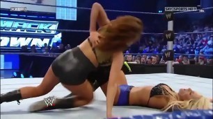 Eve Torres vs Michelle McCool&period; Smackdown 2009&period;